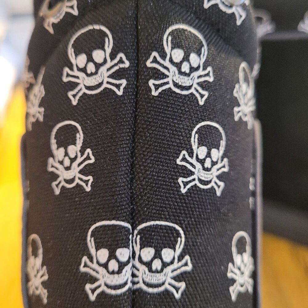 Sporto Womens 7 Skully Winter Snow Boots Black/White Skull Print Waterproof Pull - Picture 9 of 10
